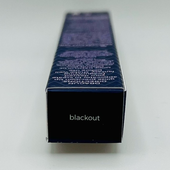 Dragun Beauty DragunWing Liquid Eyeliner in Blackout - Picture 5 of 5